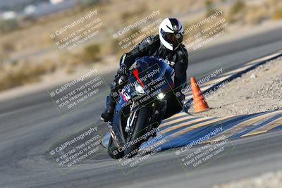 media/Jan-09-2022-SoCal Trackdays (Sun) [[2b1fec8404]]/Turn 11 (935am)/